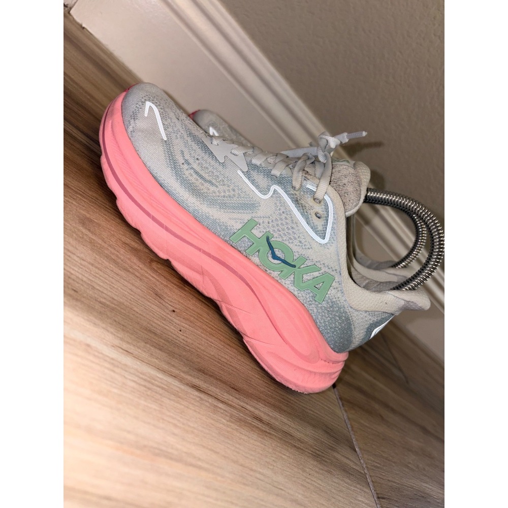 HOKA Clifton 10 Sneakers Running Shoes Women's Size 5 D Overcast Petal